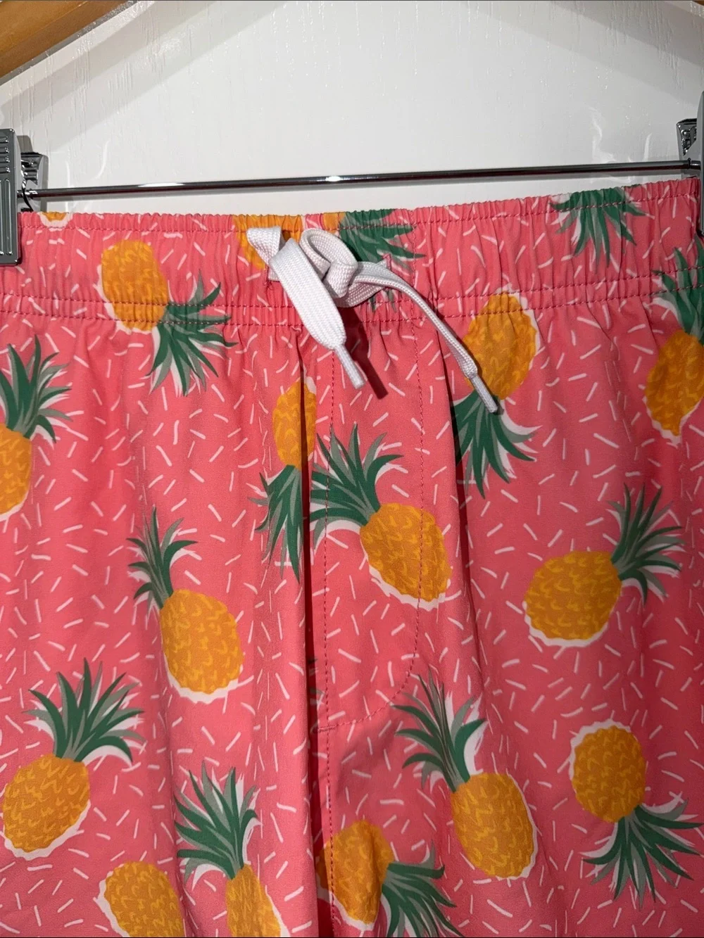 Bearbottom 7”Men's Pink Pineapple Swim Trunks size medium